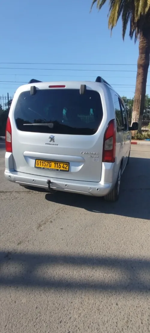 Peugeot Partner 2016 Tepee Allure 