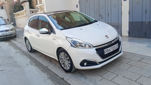 Peugeot 208 2020 Allure Facelift
