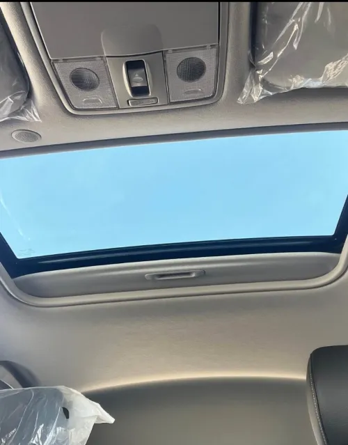 Kia KX1 2025 Blackroof