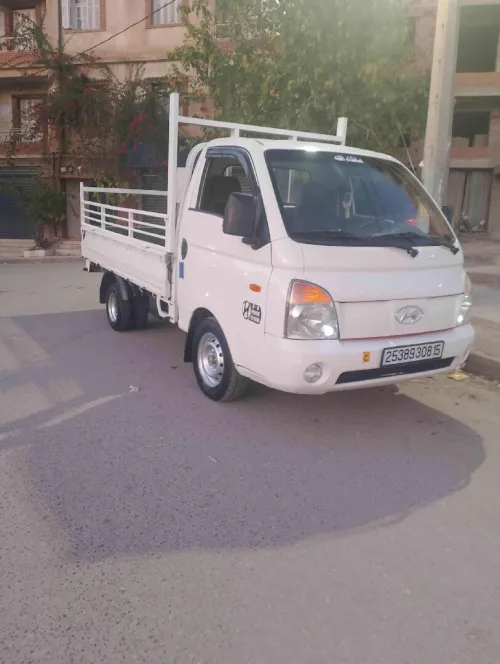 Hyundai H100 