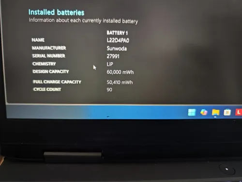Laptop Lenovo Loq Ryzen7 rtx 4050 excellente état avec boîte habt Caba