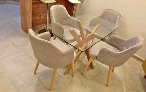 TABLE SALLE À MANGER 