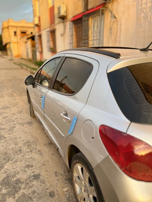 Peugeot 207 2008 