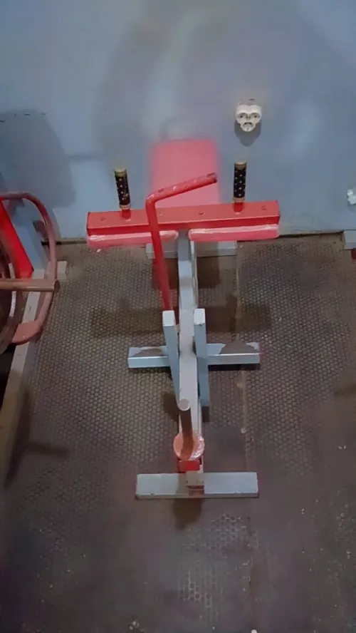 Matériel de salle de musculation 