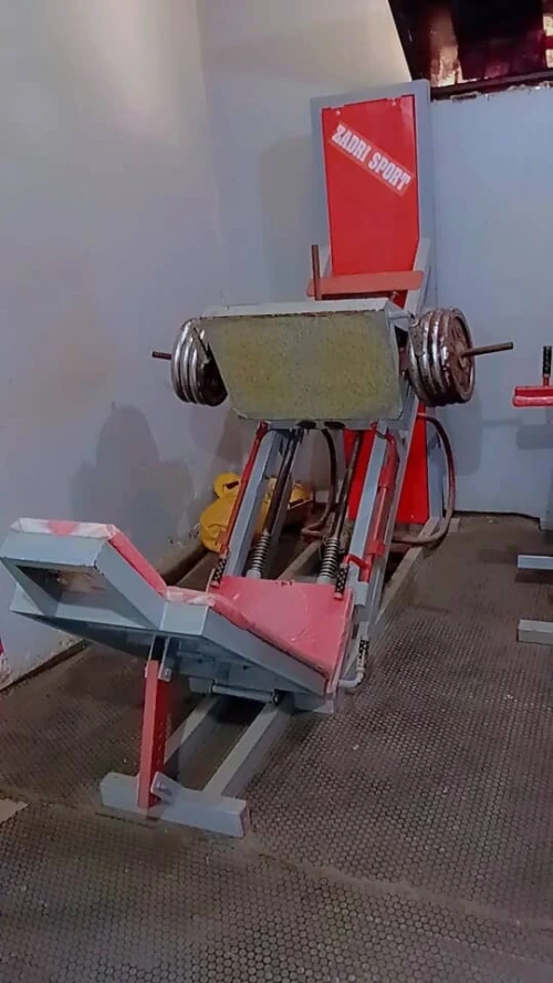 Matériel de salle de musculation 