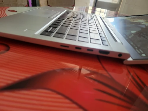 HP Elitebook 845 G7 (1T/16GO)