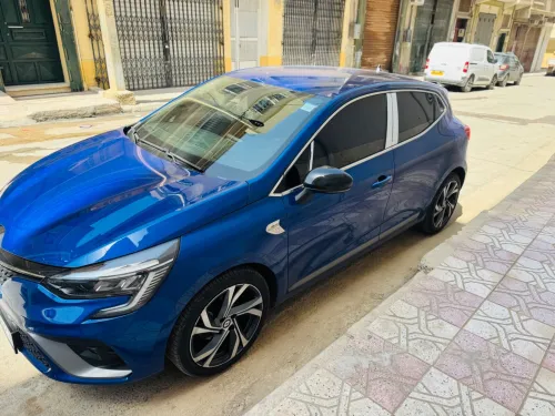Renault CLOI5 2022 Rs line