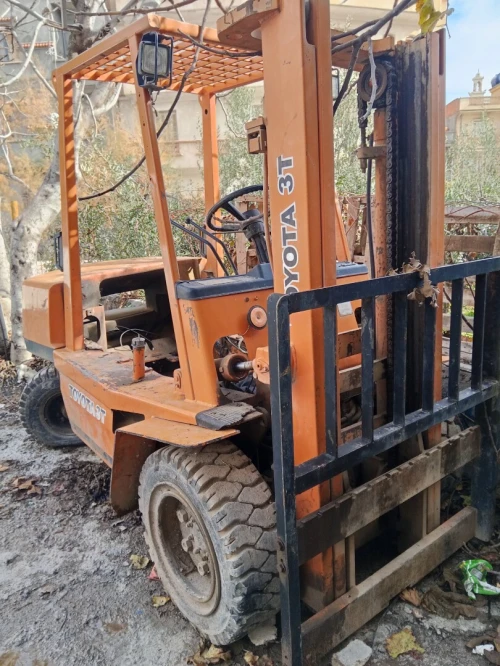 تويوتا Toyota Clark 3 tonne 1998