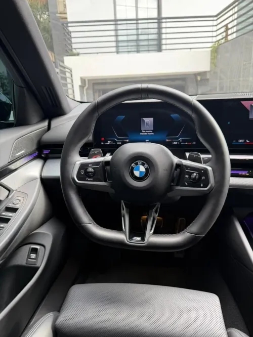 BMW Série 5 2025 X drive