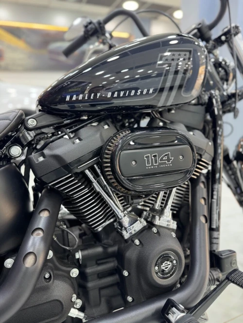 HARLEY-DAVIDSON STREET BOB 114 CCR 2024