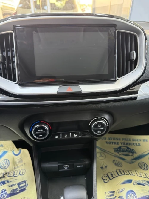 Kia KX1 2025 Kia KX1 Luxury