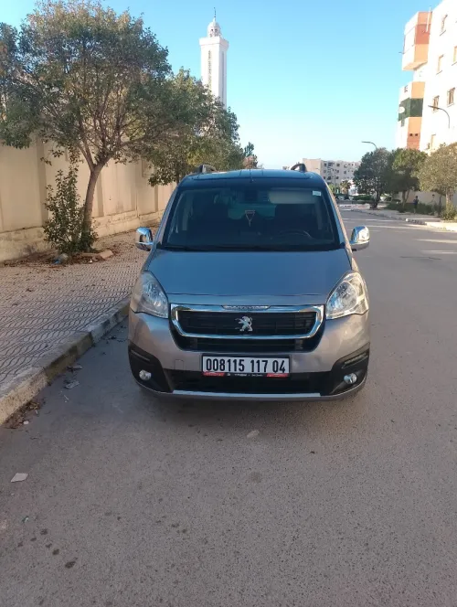 Peugeot Partner 2017 Tepee