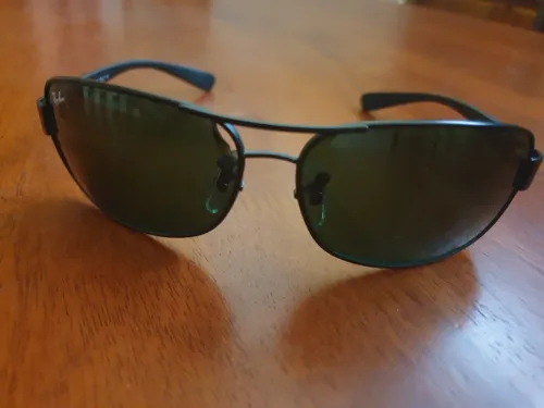 Lunettes rayban originaux