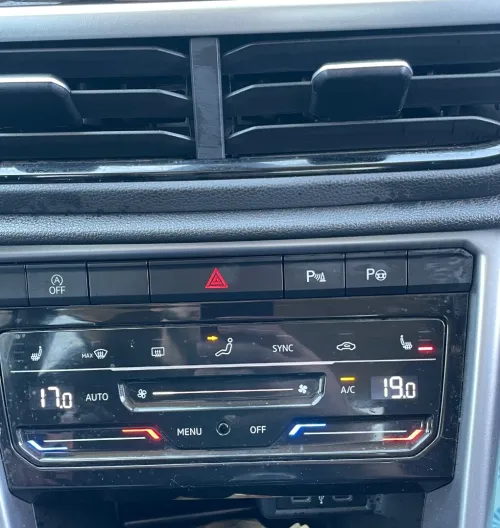 Volkswagen T-Roc 2023 Normal