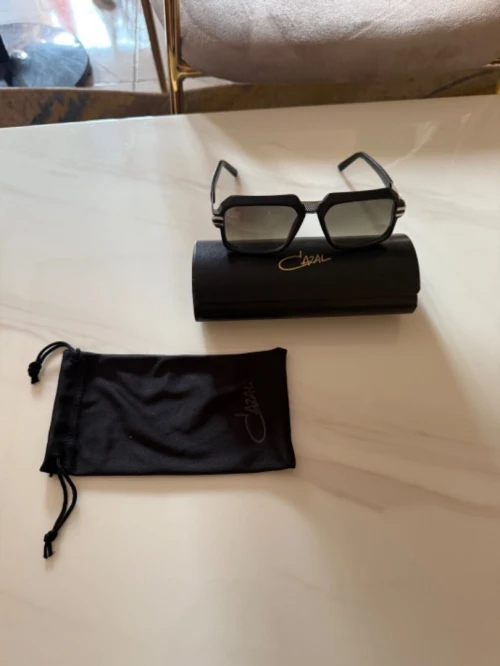 Cazel et givenchy