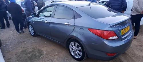 Hyundai Accent RB  4 portes 2017 Accent RB  4 portes
