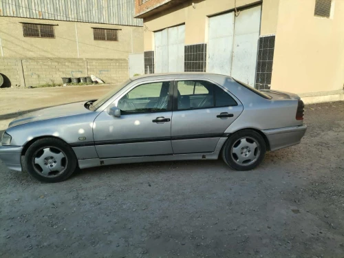 Mercedes C250 1999 