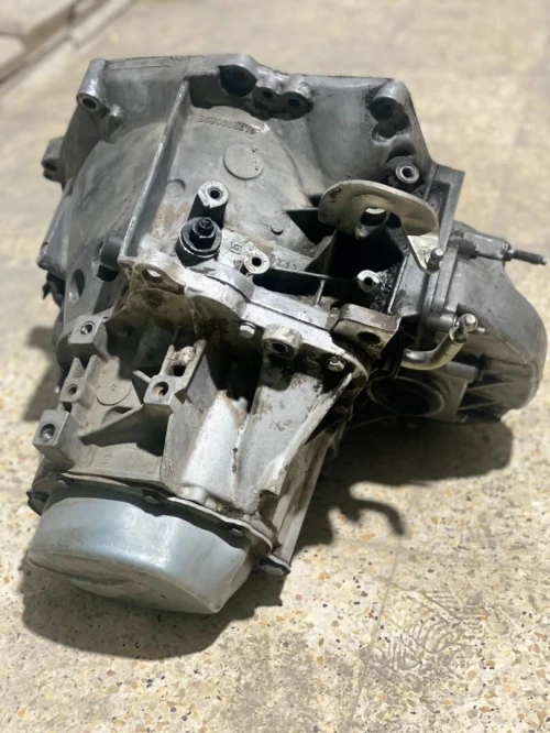 Une demi boite manuelle pour un moteur 1.6 hdi