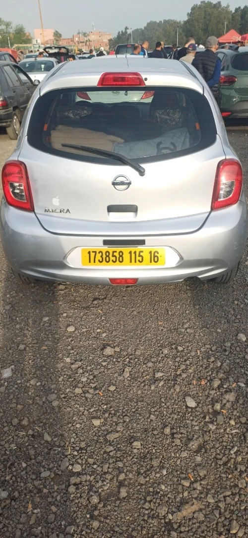 Nissan Micra 2015 Visia +