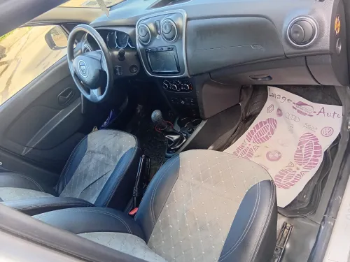 Dacia Logan 2015 Lauréate
