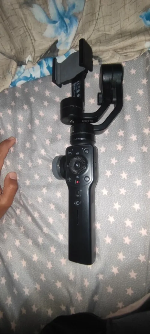 Canon EOS kiss x4 japon + stabilisateur smartphone