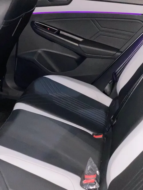 Volkswagen Jetta 2025 Va5