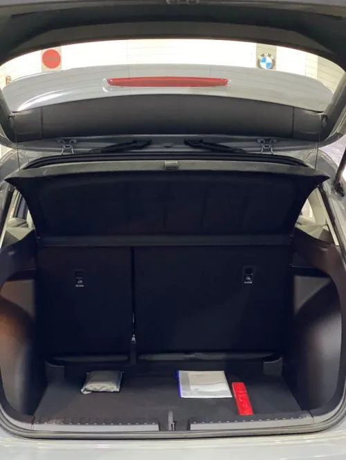 Volkswagen Jetta 2025 Va5