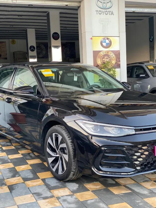 Volkswagen Passat 2025 Pro