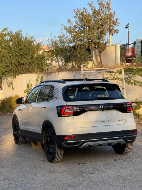 Volkswagen T-Cross 2025 R-line