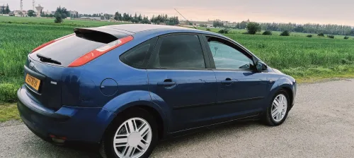 Ford Focus 4 portes 2007 Focus 4 portes