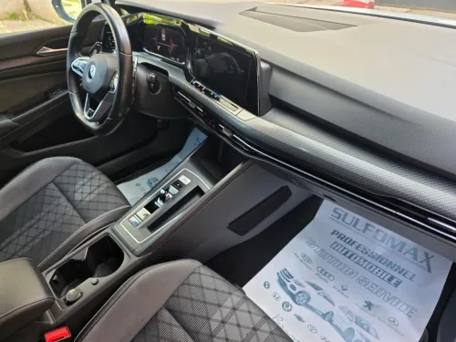 Volkswagen Golf 8 2021 R-Line