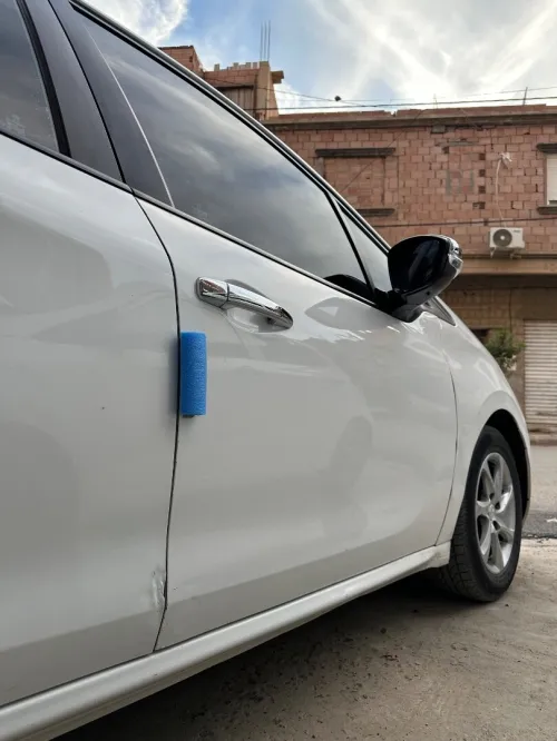 Peugeot 208 2015 