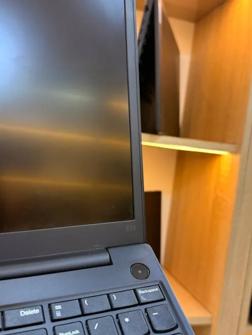 Lenovo ThinkPad E15 / Ryzen 5 5700U / 16Go / 256 SSD / 15.6 FHD