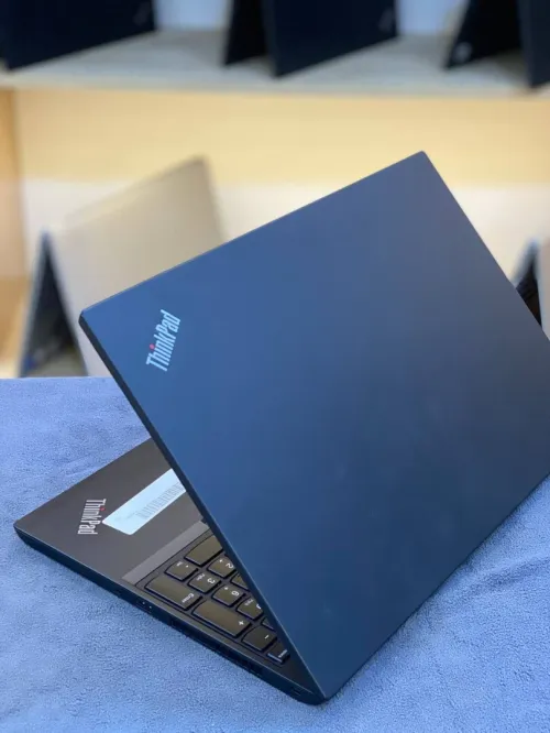 Lenovo ThinkPad E15 / Ryzen 5 5500U / 16Go / 256 SSD / 15.6 FHD