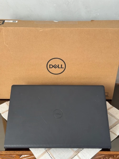 Dell vostro 3520 i5-12350u/4gb/256ssd