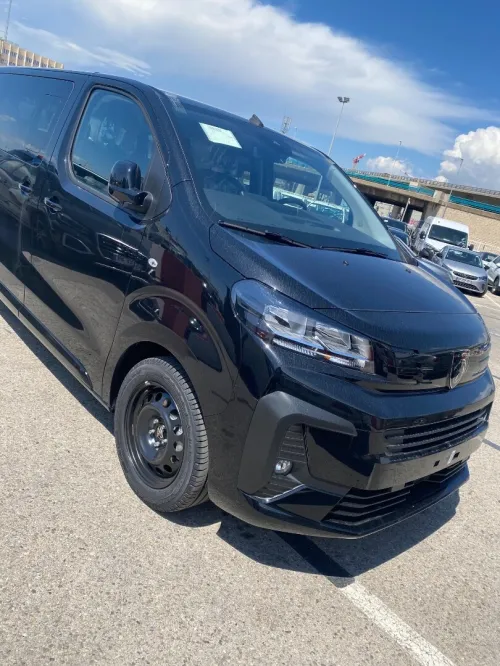 Peugeot Traveller 2025 