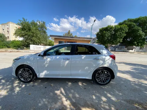 Kia Rio 5 portes 2021 Ex