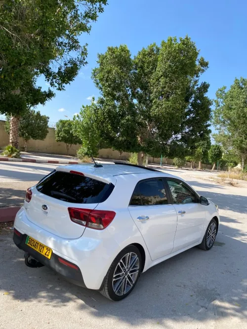 Kia Rio 5 portes 2021 Ex