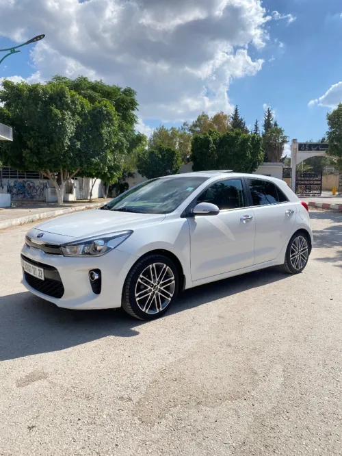 Kia Rio 5 portes 2021 Ex
