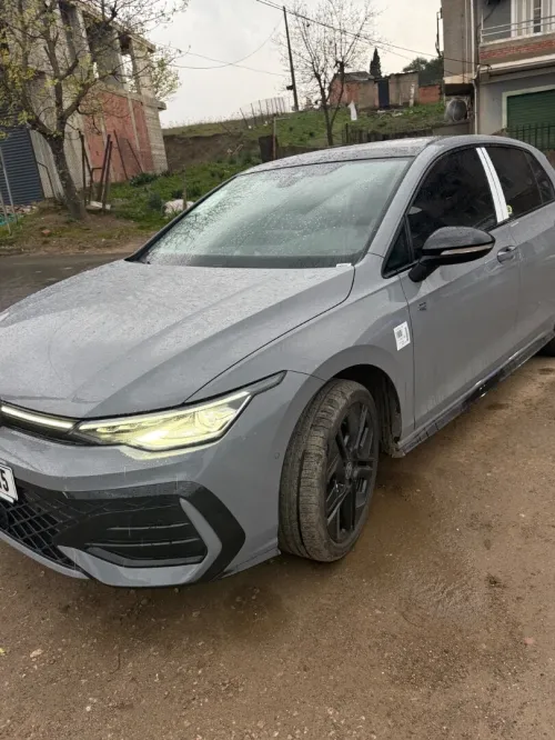 Volkswagen Golf 8.5 2025 Edition black