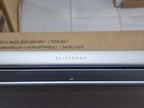 LAPTOP HP ELITEBOOK 645 G11 AMD RYZEN 5 PRO 7535U DDR5 16GB SSD 256GB ECRAN 14" FHD NEUF SOUS EMBALLAGE