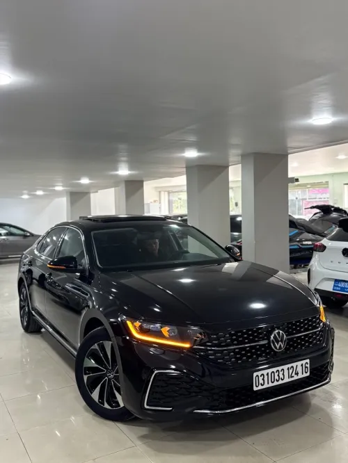 Volkswagen Passat 2024 