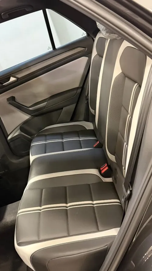Volkswagen T-Roc 2025 R-Line 