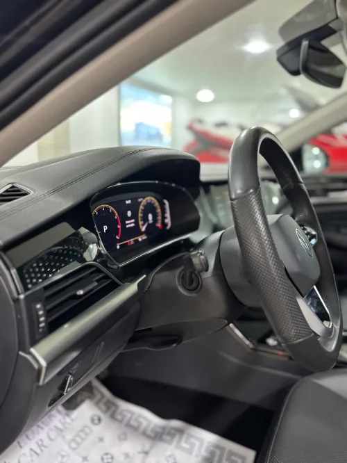 Volkswagen Passat 2024 