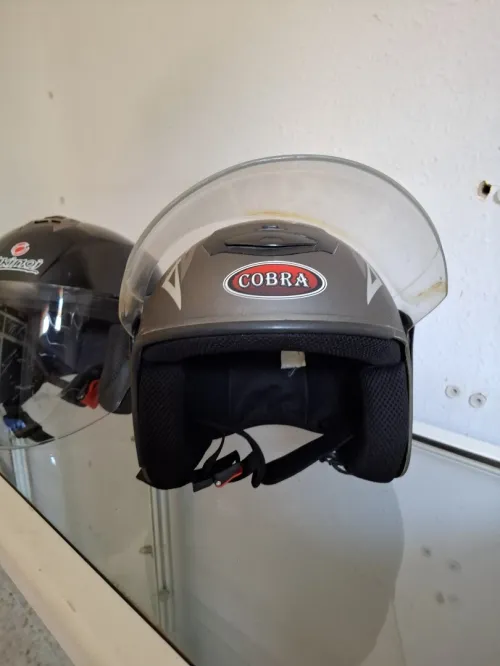 Casque moto de la marque okinoi