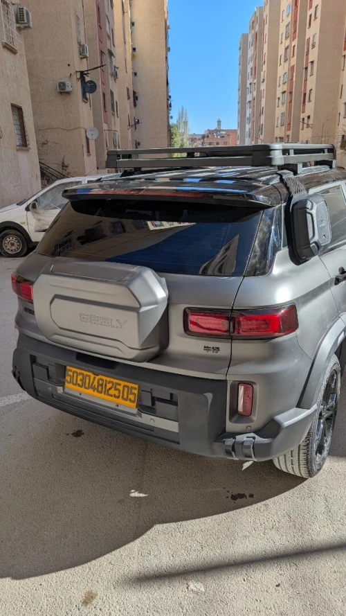 Geely Coolray 2025 