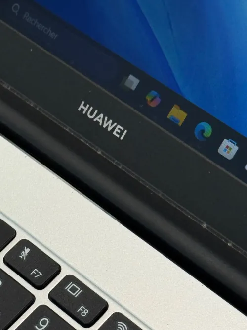 Huawei MateBook D15 - i5 1135G7 - 8Go Ram  - 512Go SSD - Intel Iris Xe Graphics