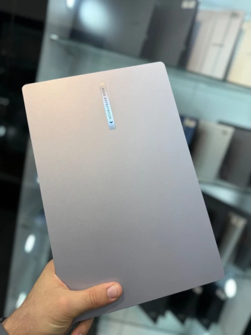 Asus ExpertBook P1 - i5 13420H - 16Go Ram - 512Go SSD - Intel UHD Graphics