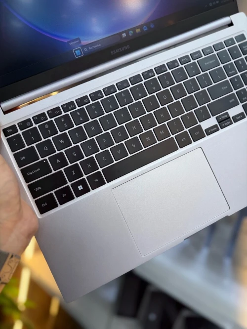 Samsun Galaxy Book 4 FHD - Intel Core 5 120U - 16Go - 512Go - Intel R Graphics