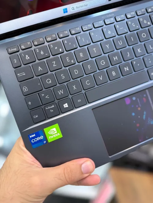 Asus ZenBook 14 OLED - i7 1165G7 - 16Go - 1To - MX450